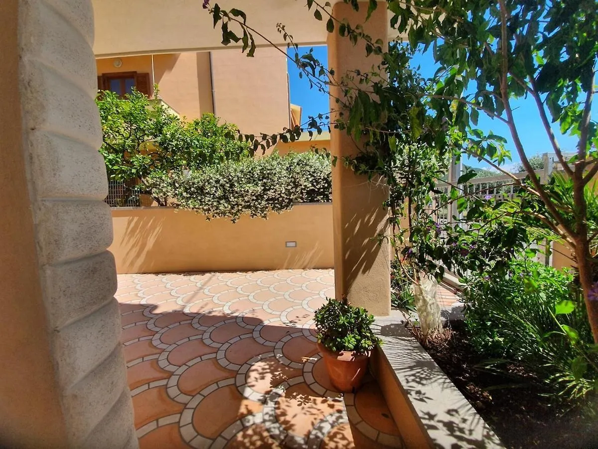 Nuova Casa Diana Apartman Cala Gonone 0*,